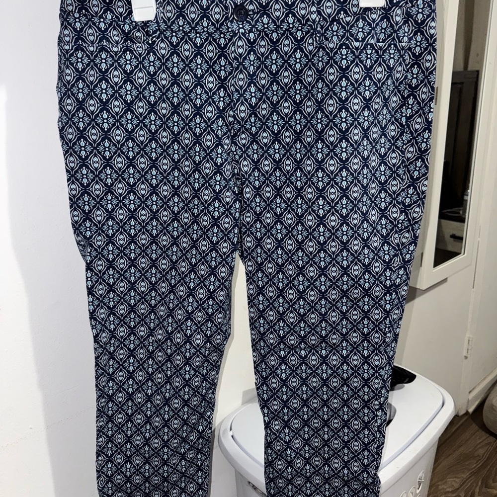 St. Johns Bay Navy and White Patterned Pants